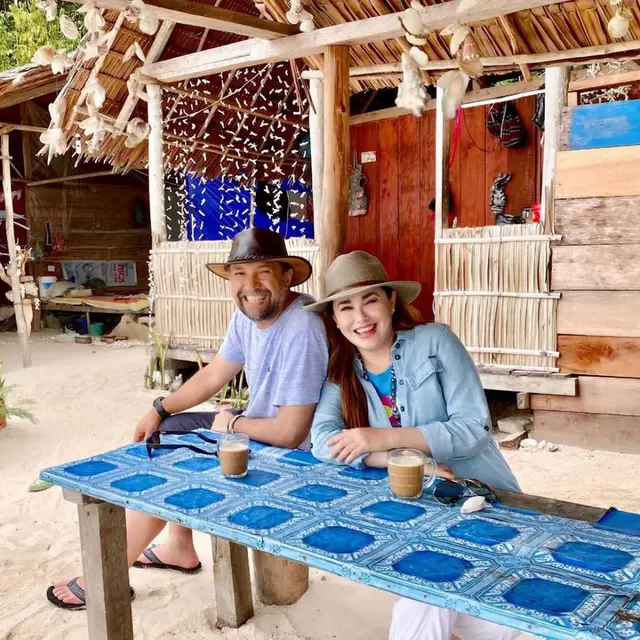 Ari Sihasale dan Nia Zulkarnaen