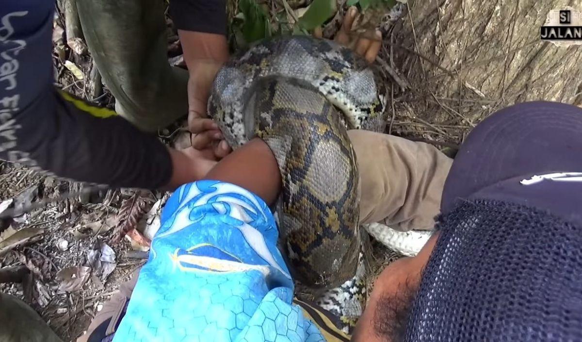 Bambang mencoba menenangkan situasi dengan bercanda usai berhasil melewati momen mencekam itu. Mereka kembali melanjutkan aktivitas memancing seperti biasa di sungai.<br>
