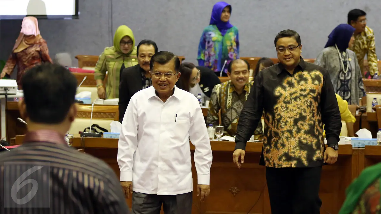 20170208-JK-Hadiri-RDPU-dengan-Komisi-XI-DPR-Jakarta-JT