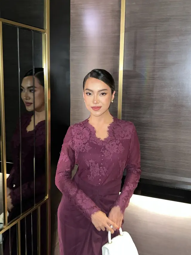 Inspirasi Dress Elegan nan Fresh ala Mawar Rashid (Instagram/@mawarashid)