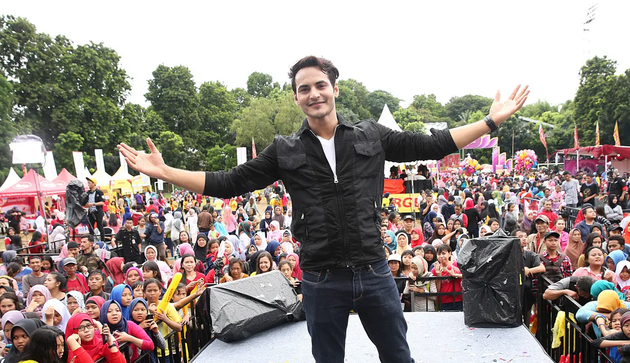 Harapan dari seorang Ravi Bhatia soal lagu yang diproduseri Portrait Management & Aliansiind adalah agar lagu bertajuk LLDR ini dapat diterima dengan baik oleh masyarakat. (Bambang E. Ros/Bintang.com)