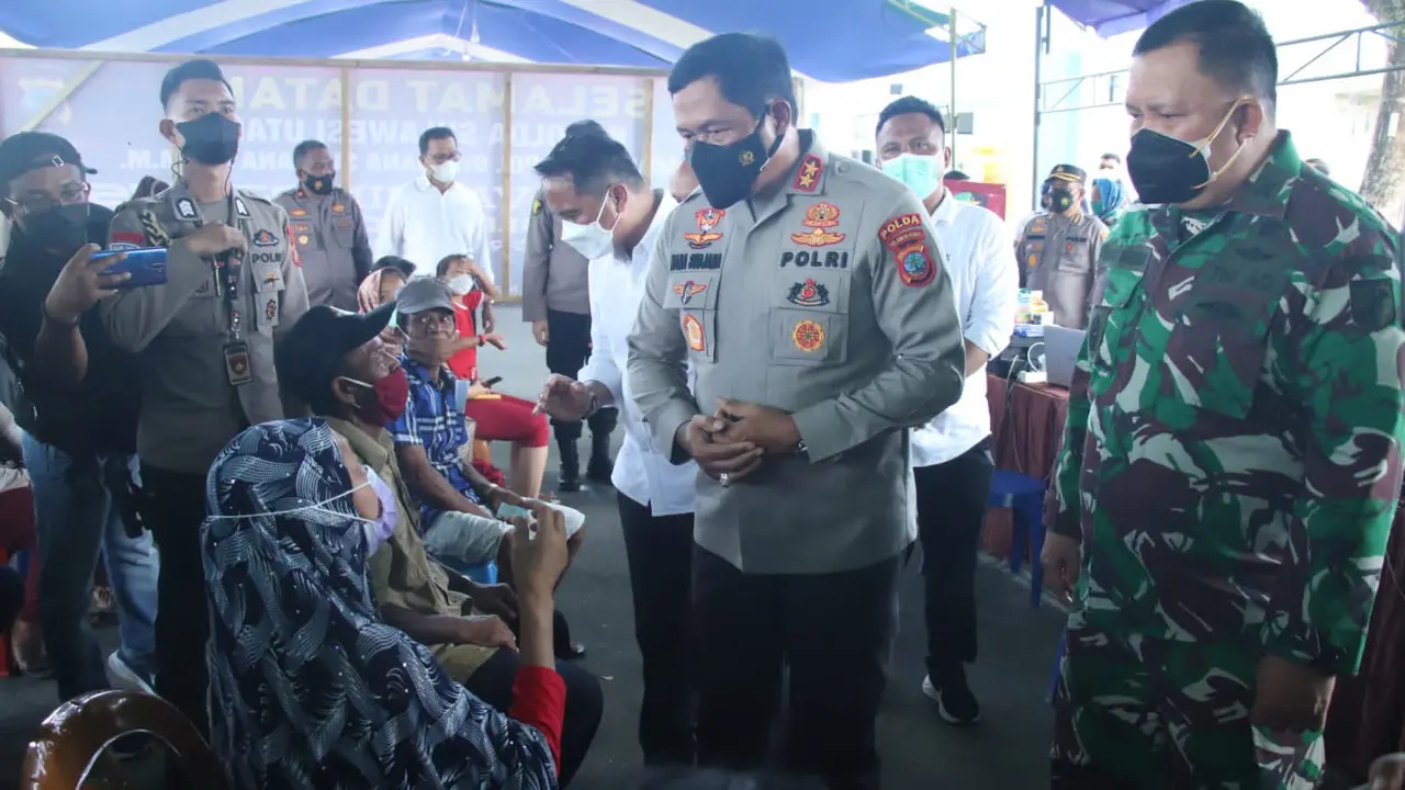 Kapolda Sulut memantau langsung upaya-upaya pencegahan penyebaran Covid-19 di wilayah Bolmong Timur.