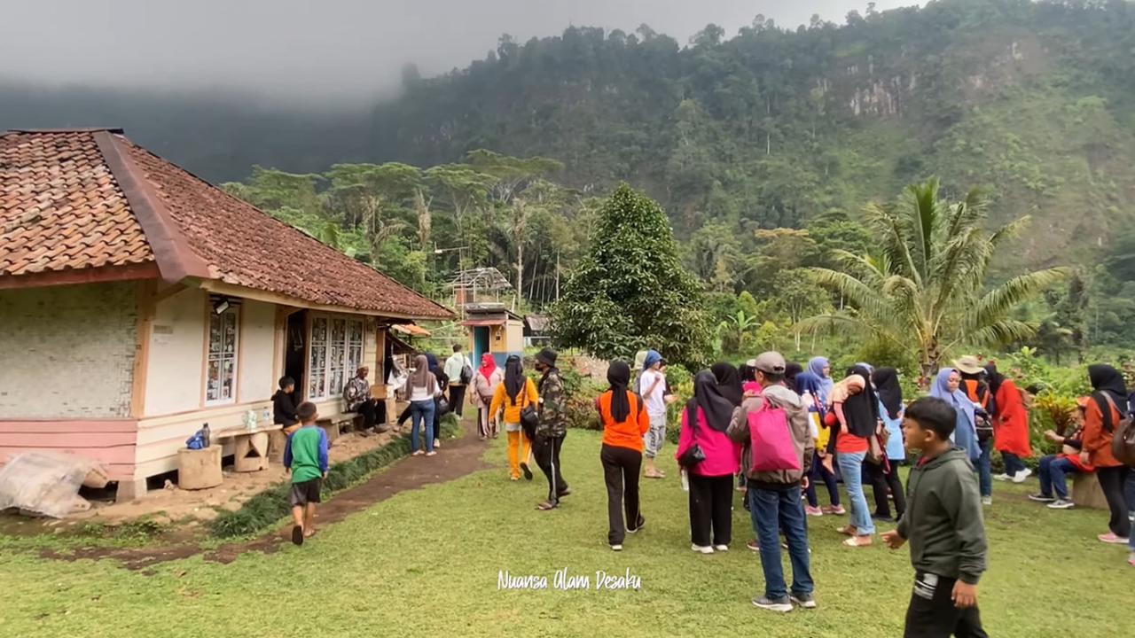 Diberi Penghargaan Tokoh Lingkungan