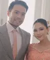 Selama kehamilan, Jessica Mila selalui tuai pujian dengan penampilannya yang cantik dan menawan. Termasuk saat Mambosuri, prosesi 7 bulanan dalam adat Batak [@itsfrankywu]