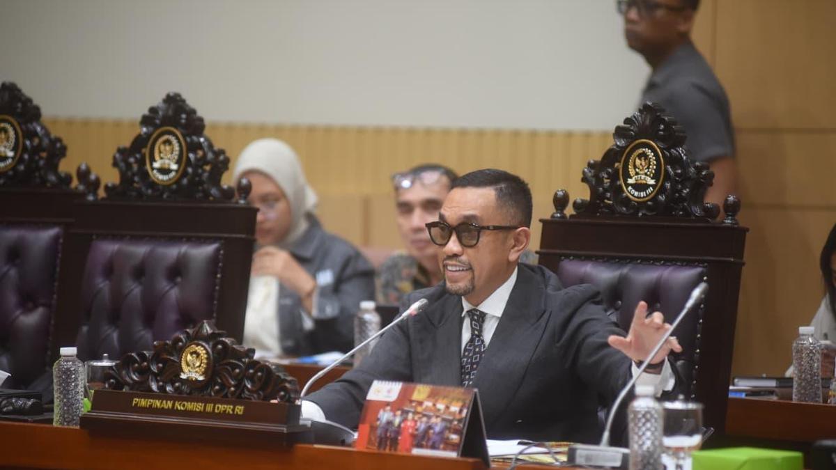 Komisi III Sebut TNI-Polri Sudah Bekerja Sesuai Aturan Terkait Demo DPR