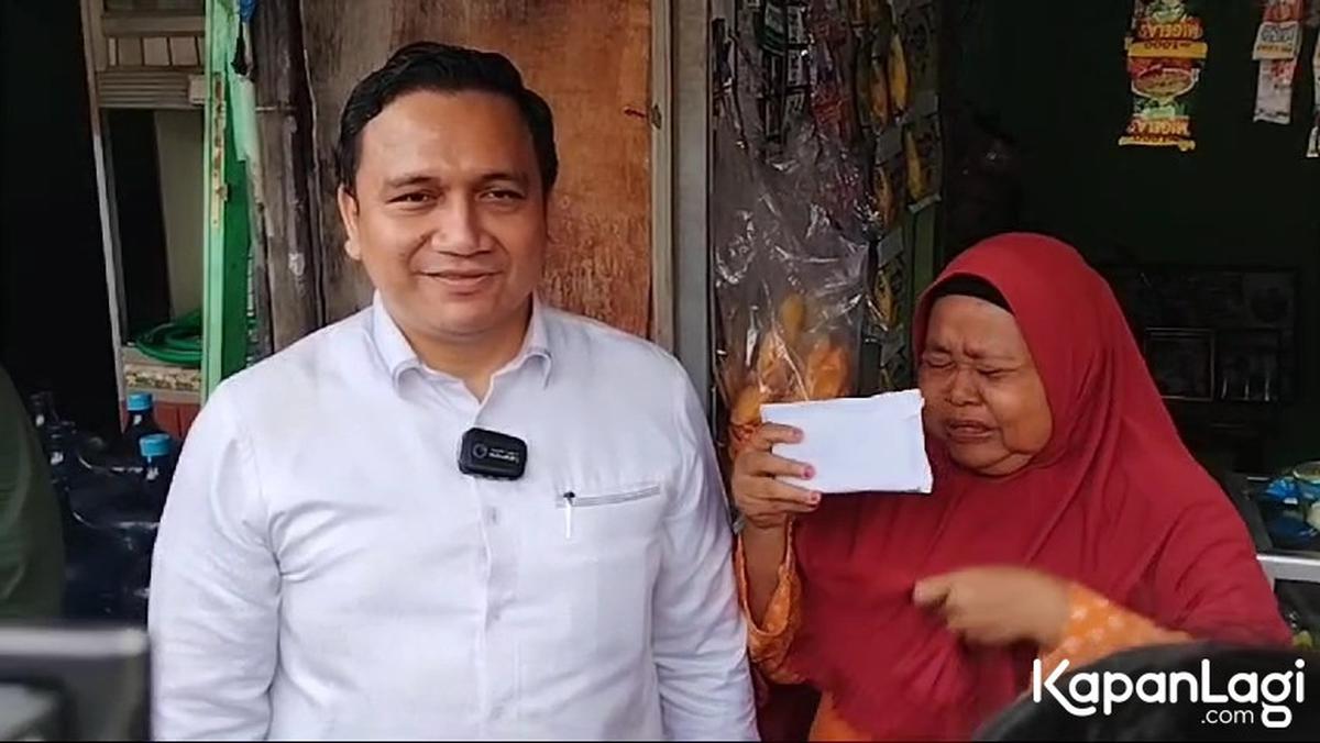 7 Potret Tangis Istri Pertama Pak Tarno Pecah Terima Bantuan dari Gus Miftah, Mengaku Baru Kali Ini Pegang Uang Sebanyak Itu