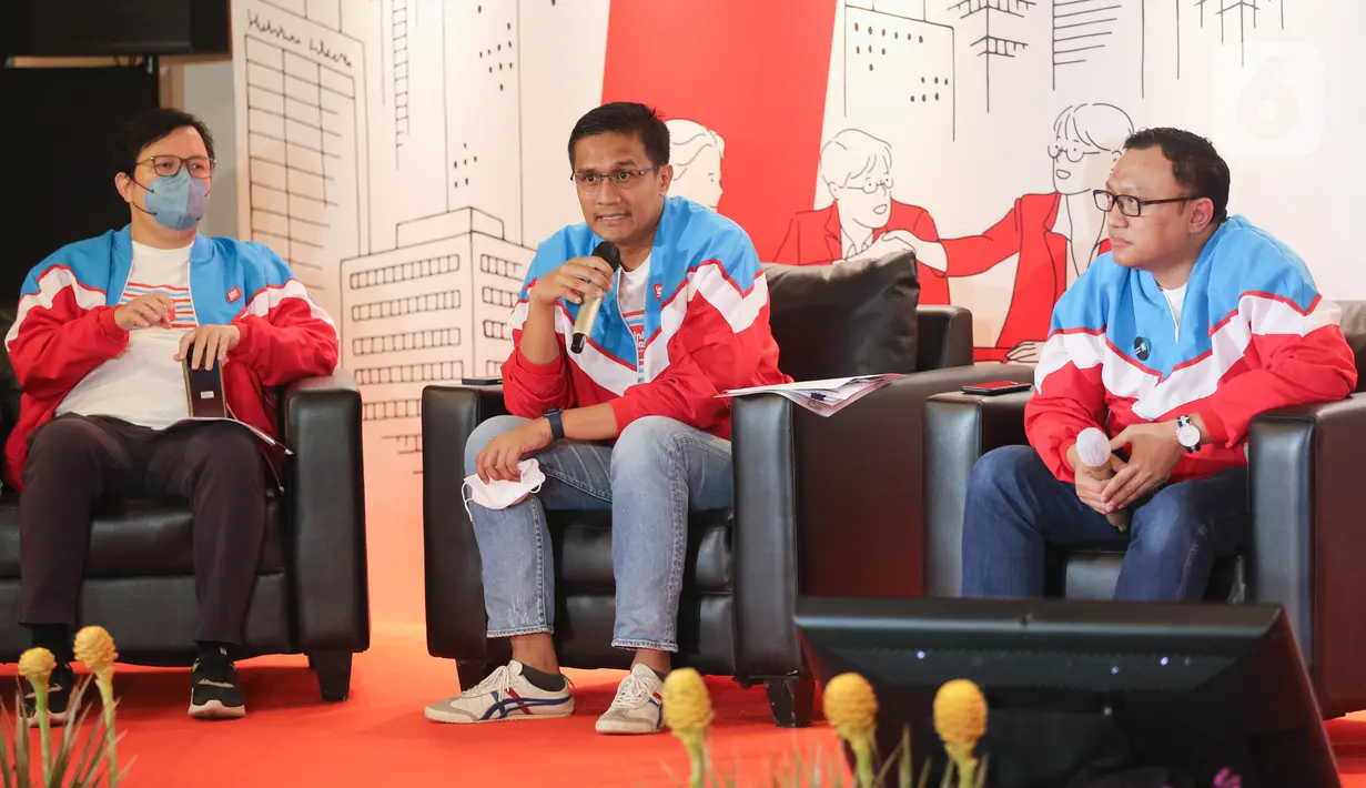 Direktur Marketing LinkAja Wibawa Prasetyawan memberikan paparan pada Media Gathering Layanan Business Solution LinkAja (16/12/2021). Sekitar 200 mitra dari korporasi besar telah mengadopsi layanan Business Solution LinkAja untuk mendigitalisasikan ekosistem korporasi. (Liputan6.com/Fery Pradolo)