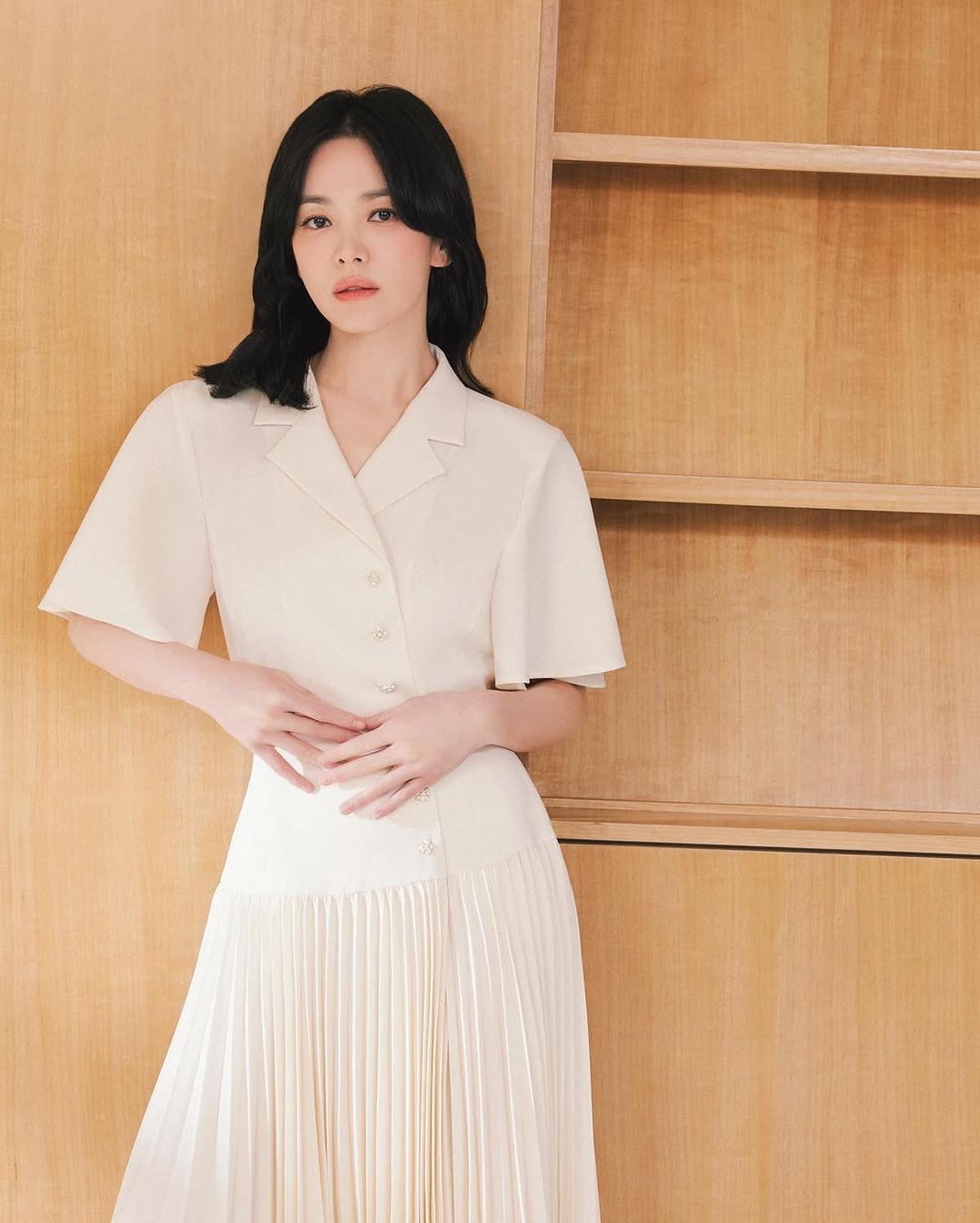 Menantikan Adu Akting Song Hye-Kyo dan Gong Yoo di Drama "SHOW BUSINESS" yang Bertabur Bintang