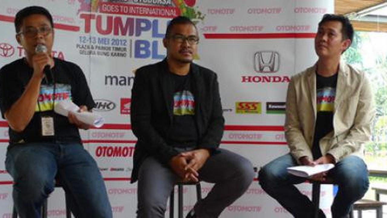 Otobursa tumplek blek' tahun 2012 makin komplit