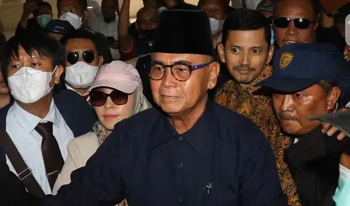 Panji Gumilang dilaporkan dengan dugaan Tindak Pidana Pencucian Uang (TPPU) kepada polisi.&nbsp;