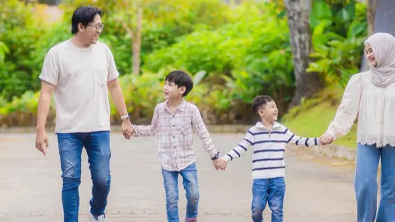 Cara Sederhana Melatih Anak Berani Menghadapi Orang Lain, Salah Satunya Bangun Rasa Percaya Diri