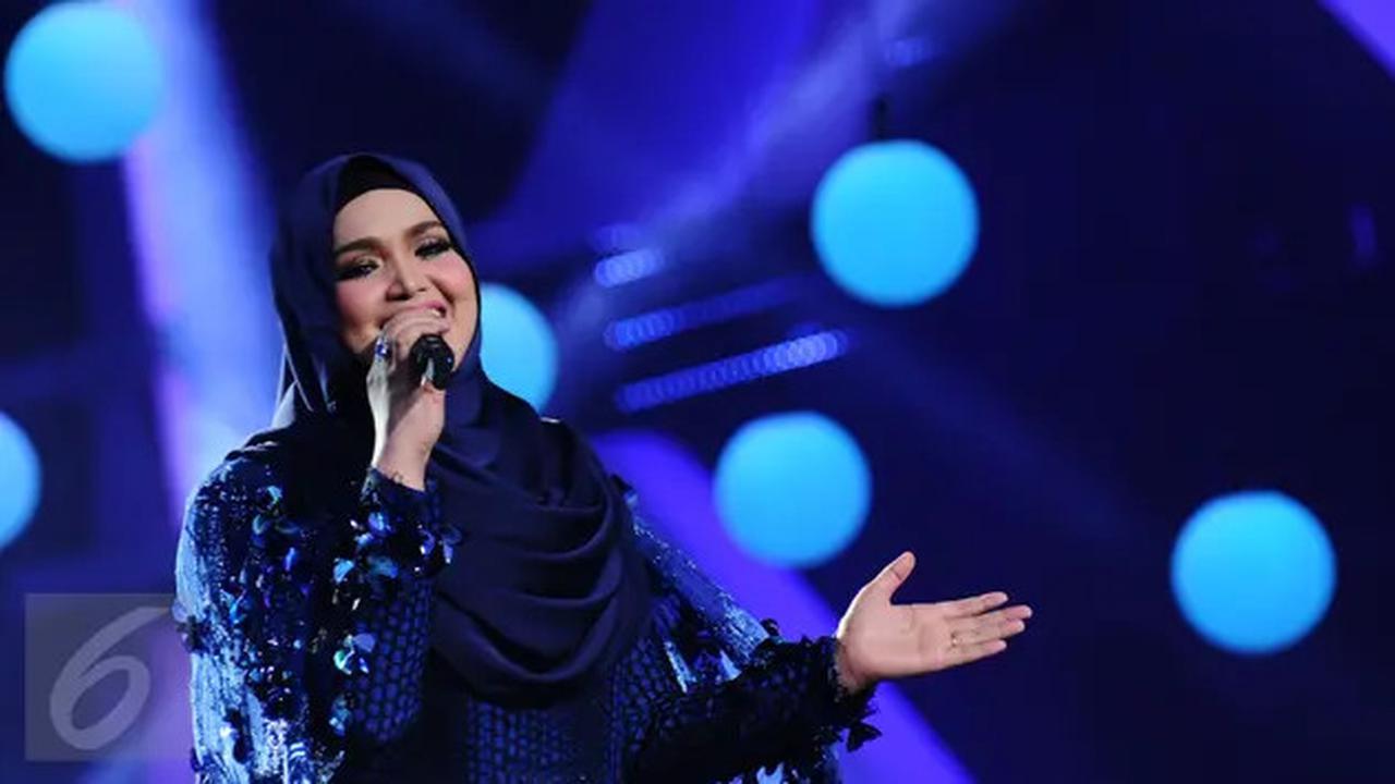 Siti Nurhaliza dan Yura Yunita Membuka Konser John Legend di Sentul dengan Penampilan Memukau