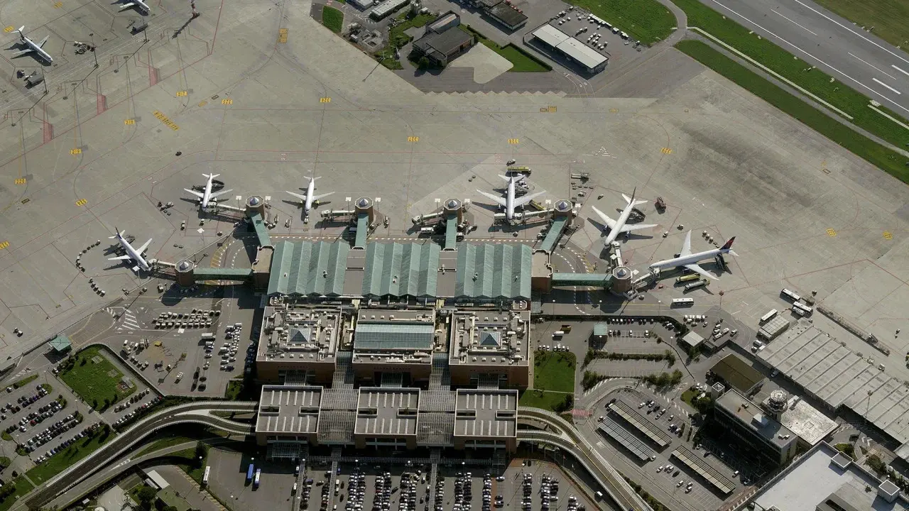 Bandara Venesia, Italia
