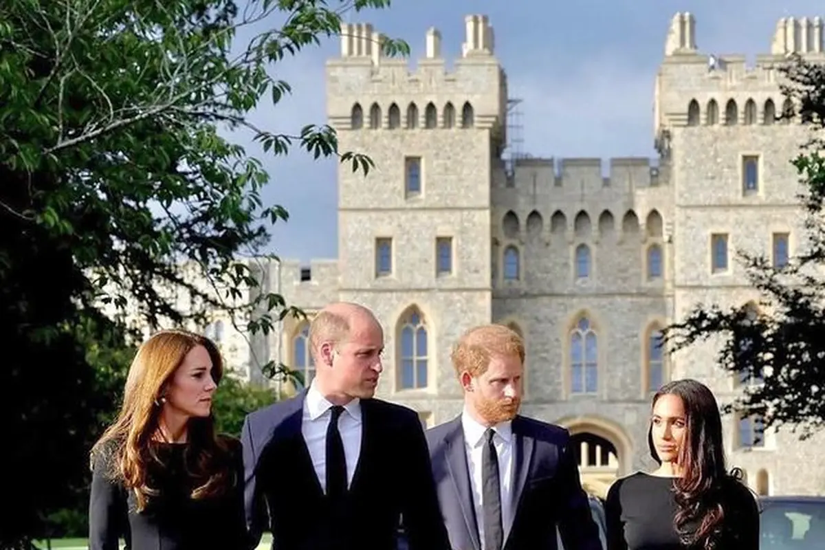 Ikuti Tradisi Kerajaan, Kate Middleton Kenakan Mutiara Sebagai Tanda Kedukaan Meninggalnya Ratu Elizebeth II