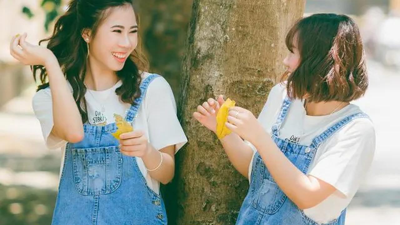 Namun, laporan tersebut mencatat bahwa temuan tersebut tidak menunjukkan bahwa generasi Z menolak hal-hal spiritual, tetapi lebih tertarik untuk mempersonalisasikan spiritualitas mereka.