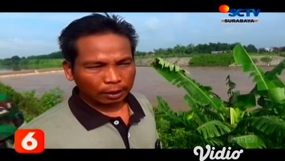 VIDEO: Perahu Penyeberangan Terbalik di Jombang Akibat Mati Mesin