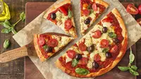 Cara Membuat Pizza Goreng Tanpa Ulen, Cocok jadi Camilan Keluarga