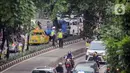 Polisi mengatur lalu lintas di Alteri Pondok Indah, Jakarta, Rabu (10/1/2024). (Liputan6.com/Angga Yuniar)