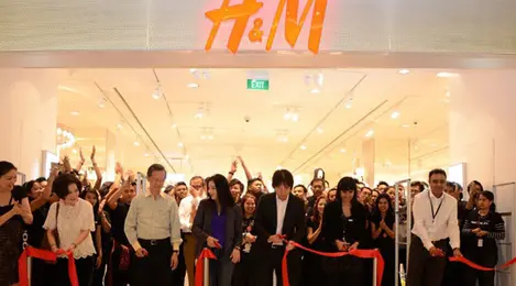 H&m mall sales kota kasablanka
