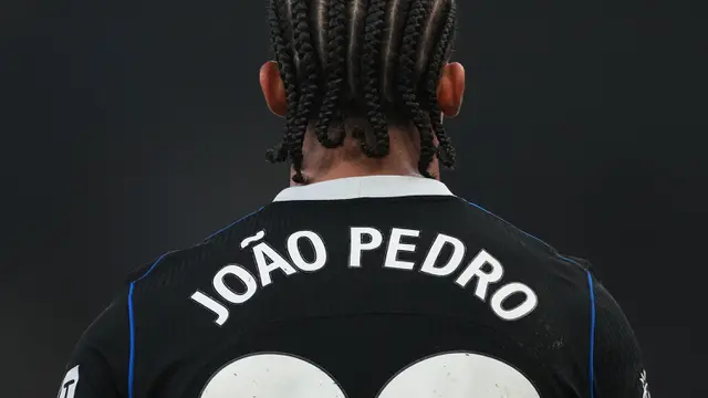 Foto: Joao Pedro Cetak Hattrick, Chelsea Hajar Aston Villa di Liga Inggris