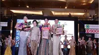 Puteri Indonesia fashion show Indonesi Berbasis Budaya di Kota Kasablanka Puteri Indonesia 2018 (Instagram @officialputeriindonesia)