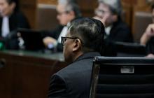Giliran eks Gubernur dan Pensiunan Jenderal Polri Muncul di Ruang Sidang Hasto Kristiyanto