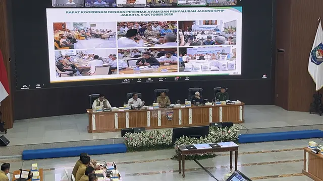 Menteri Pertanian (Mentan) Andi Amran Sulaiman dalam Rapat Koordinasi Pengendalian Inflasi 2026 di Kantor Kemendagri, Jakarta Pusat, Senin (12/10/2026).