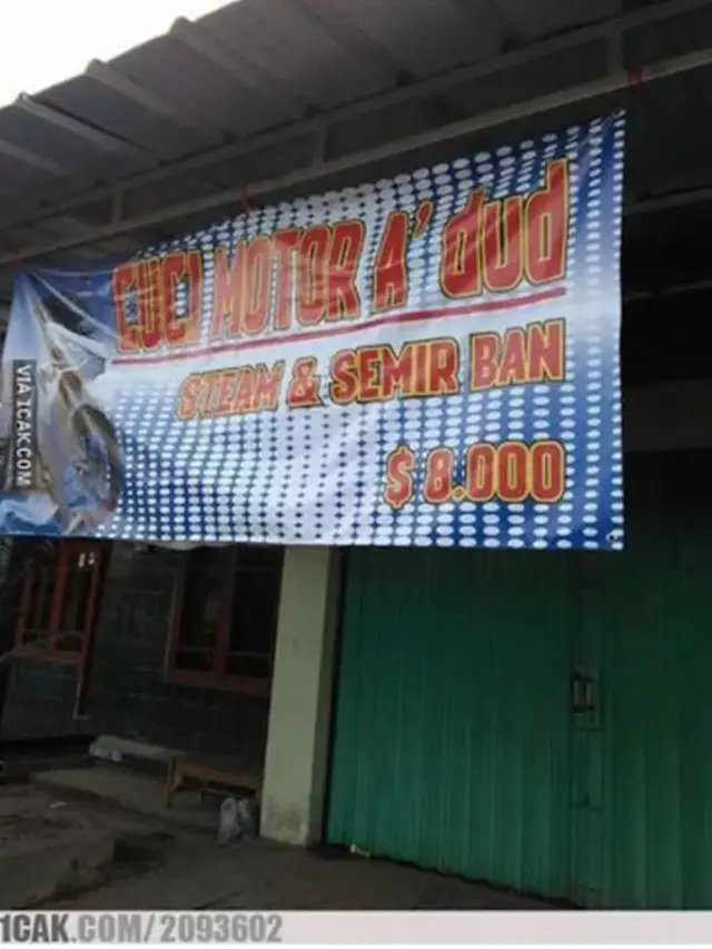 6 Spanduk Jualan Salah Tulis Harga Ini Bikin Pembeli Bingung