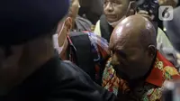 Keluarga Protes Lukas Enembe Tak Naik Garuda Indonesia, Simak Harga Tiket Jayapura-Jakarta