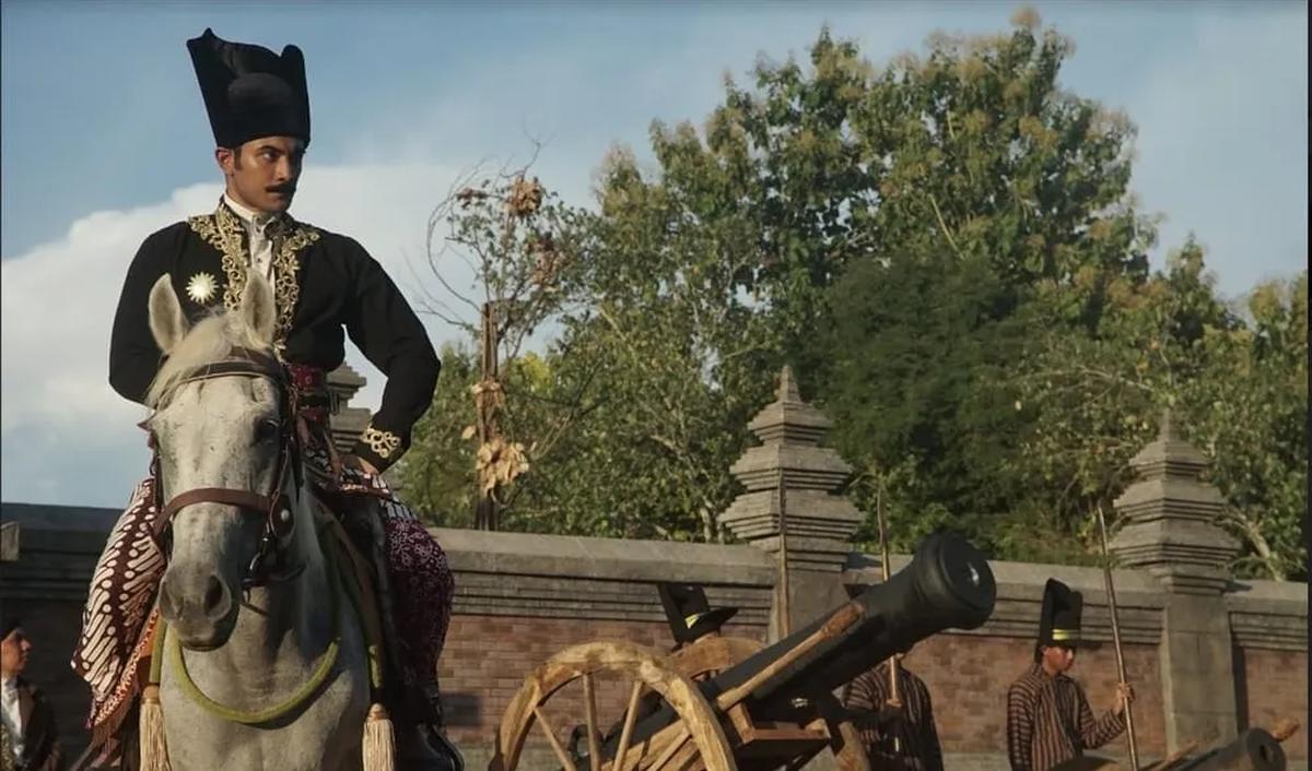 14. "Sultan Agung: Tahta, Perjuangan, Cinta" (2018)