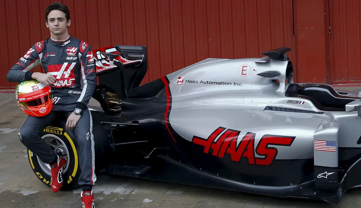Pebalap tim F1 Haas, Esteban Gutierrez berhasil mencatat waktu terbaiknya 1m27,802s pada sesi terakhir hari ke-4 test pramusim di Sirkuit Catalunya, Barcelona, Spanyol, Kamis (25/2/2016). (REUTERS/Sergio Perez)