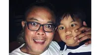 6 Momen Kebersamaan Sule Bareng Anak Bungsunya, Belikan Mainan Seharga Rp 23,7 Juta (sumber: Instagram.com/ferdyfas)