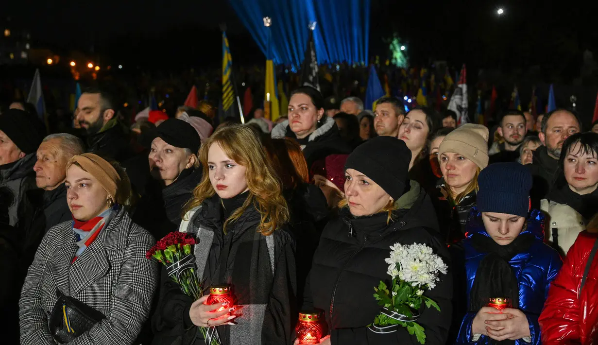 Kunjungan ini terkait peringatan dua tahun invasi Rusia ke Ukraina. (YURIY DYACHYSHYN/AFP)