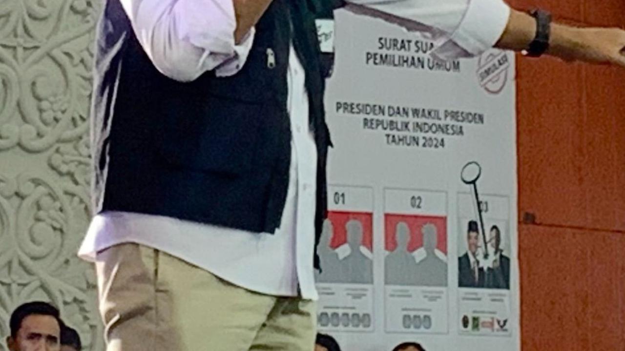 Jokowi Naikkan Gaji PNS dan Gencarkan Bansos Jelang Pilpres, Ini Tanggapan Ganjar