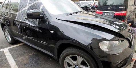 BMW Dalam Kecepatan Tinggi