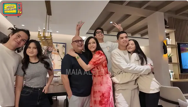 Ngumpul usai nikahan Al Ghazali dan Alyssa, ini 7 potret kebersamaan Maia Estianty bareng keluarga