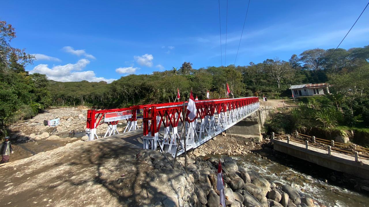 TNI Rampungkan Dua Jembatan Darurat di Aceh, Akses Wilayah Pascabanjir Mulai Pulih