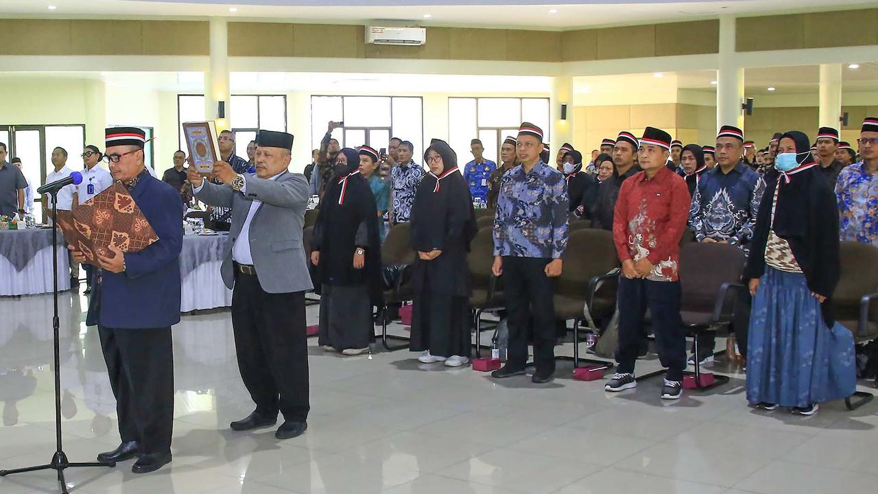 FOTO: 58 Eks Anggota NII di Tangerang Ikrar Setia ke NKRI