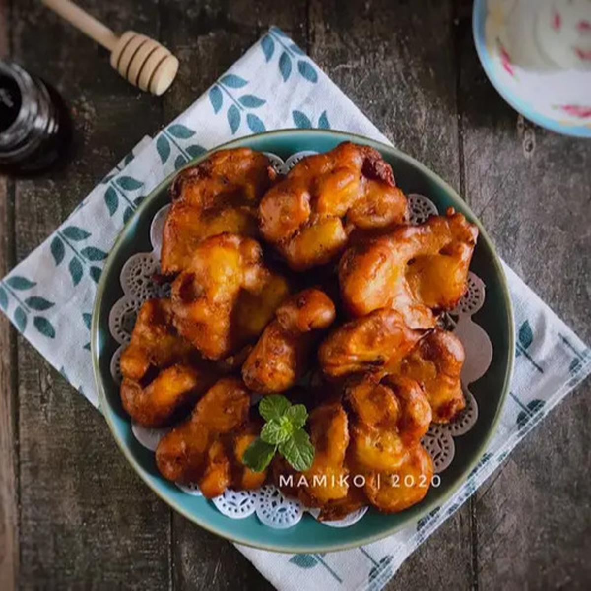 Ilustrasi Pisang Goreng Raja Madu