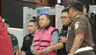 Sidang Praperadilan Eks Wakil Kepala BGN Lodewyk Pusung Ditunda