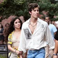 Shawn Mendes dan Camila Cabello (FOTO: Splashnews)