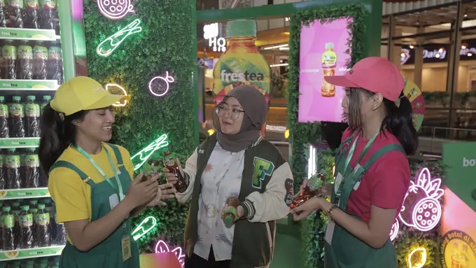 Varian baru FRESTEA Lemon and Lemongrass menggabungkan esensi teh yang kuat dengan rasa dan aroma khas lemon dan sentuhan serai yang lembut serta aromatik.