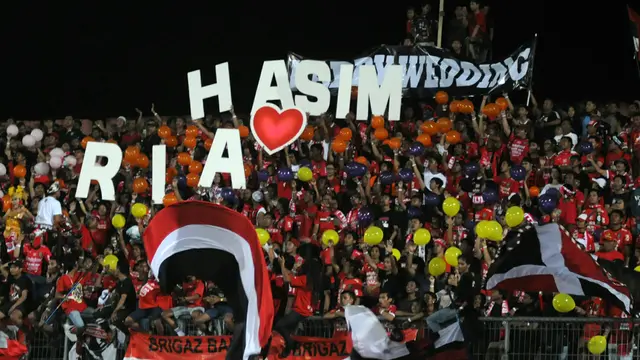 Suporter Bali United