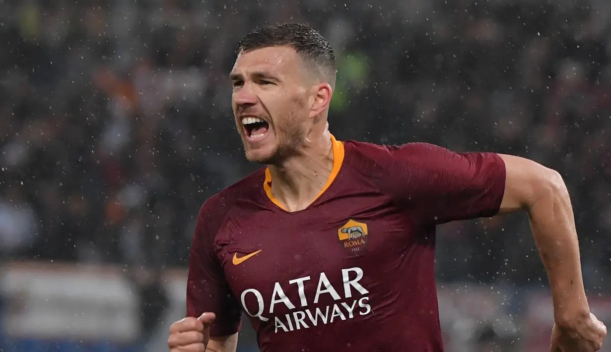7. Edin Dzeko (AS Roma) - 5 gol dan 3 assist (AFP/Tiziana Fabi)
