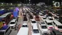 5 Meme Kocak Mudik Lebaran ke Kampung Halaman
