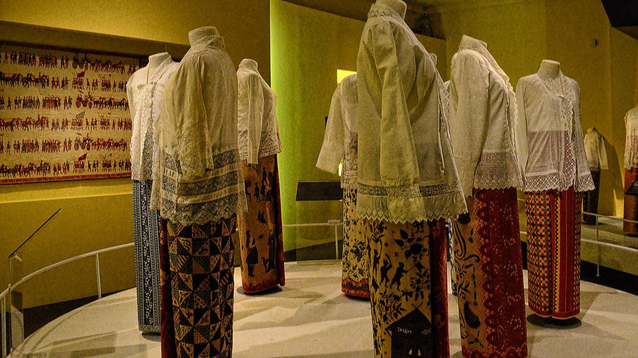 Intip Pilihan Selebriti Ini, Kebaya Kartininya Bisa Jadi Inspirasiuntuk Tampil Berkelas, Stylish, dan Feminin