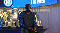 Romelu Lukaku menumpahkan kebahagiannya setelah resmi kembali ke Inter Milan sebagai pemain pinjaman dari Chelsea. (dok. Inter Milan)