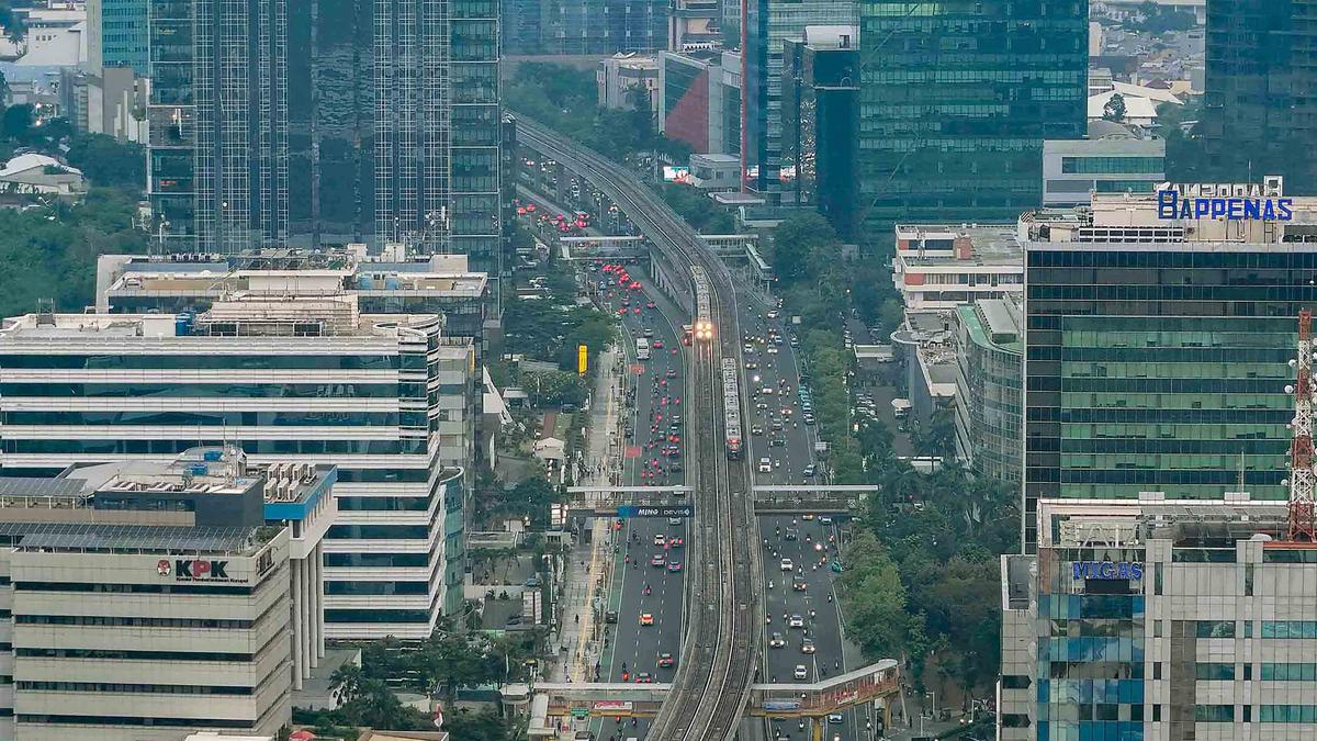LRT Jabodebek Perkuat Transportasi Massal
