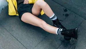 Bikin OOTD Makin Standout, Ini Rekomendasi Sepatu untuk Nonton Konser dari Kasual hingga Edgy