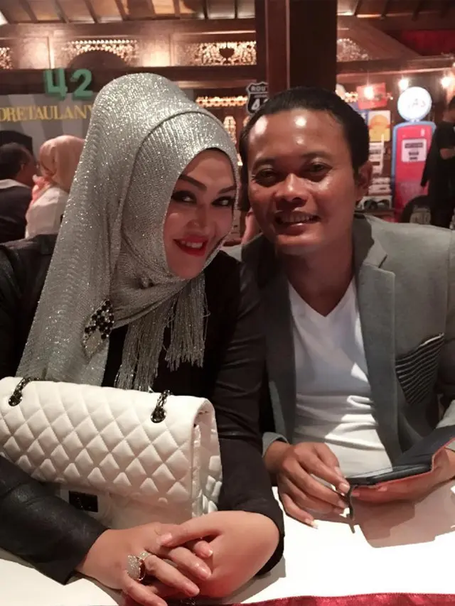 [Bintang] Sule dan Lina